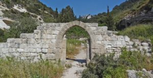 Ruinas del convento medieval en Wadi Siah (Carmel Holy Land)
