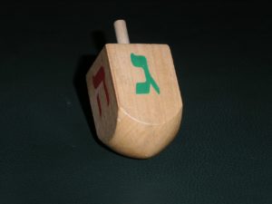 Dreidel por Roland Scheicher, Wikipedia