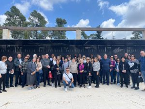 Grupo de visitantes de Galilea en Saxum