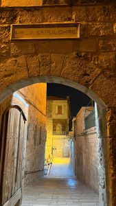 Entrada a la Iglesia del Santo Sepulcro, Jerusalén